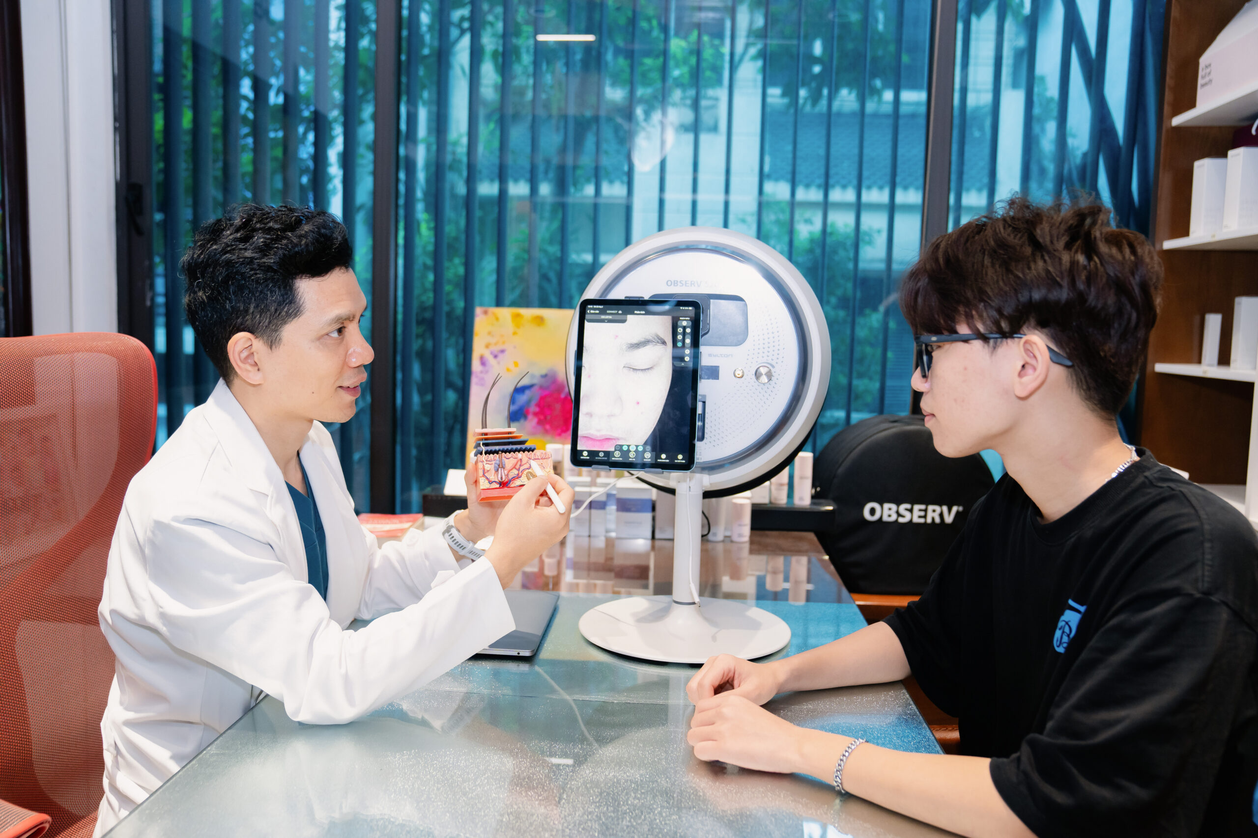 Nên tái khám bác sĩ bao lâu khi bị mụn dậy thì