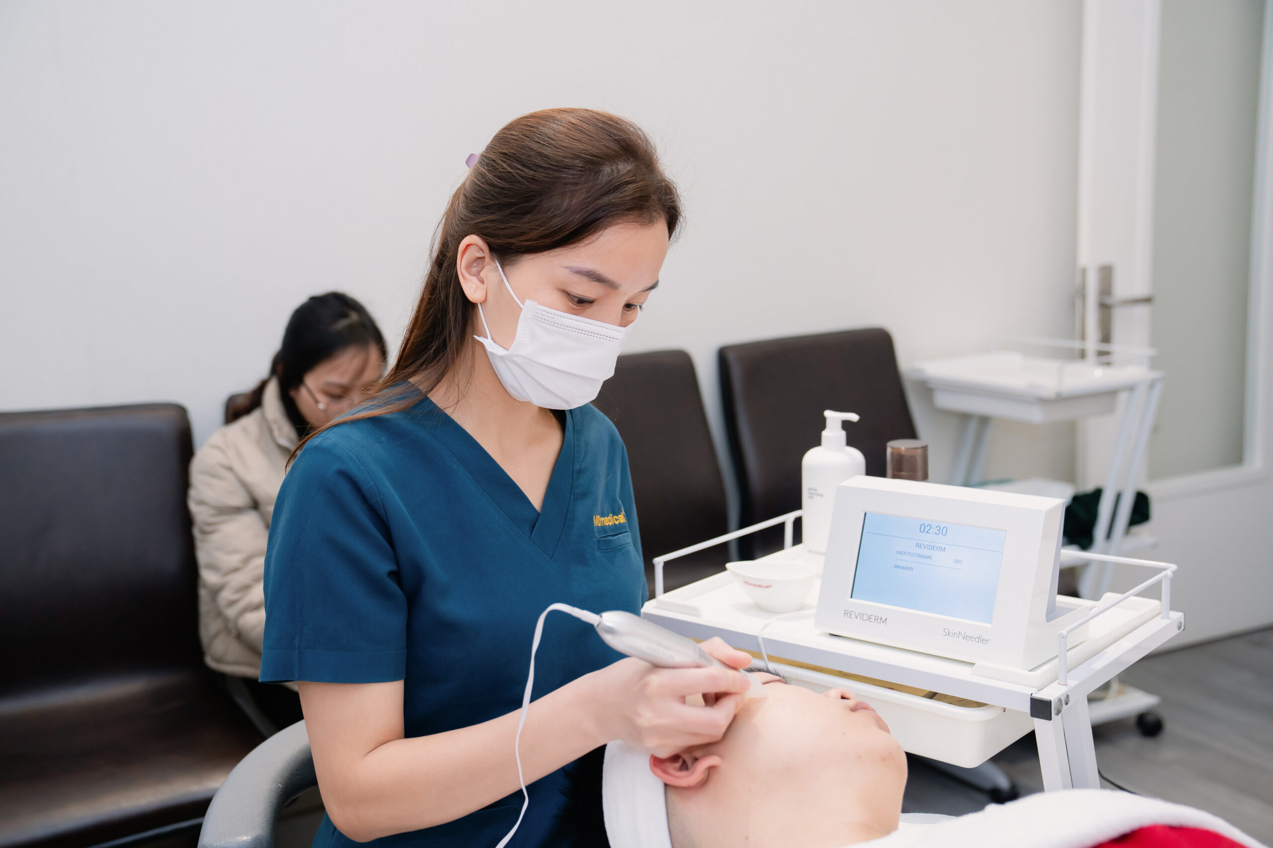 Công nghệ Skinneedle là gì?